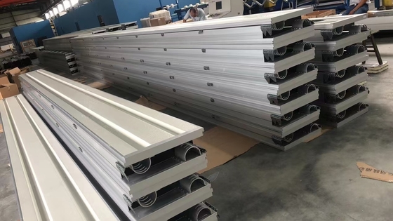 Warehouse Large Span 3P Industrial Sectional Door Aluminium Panel Single Skinned